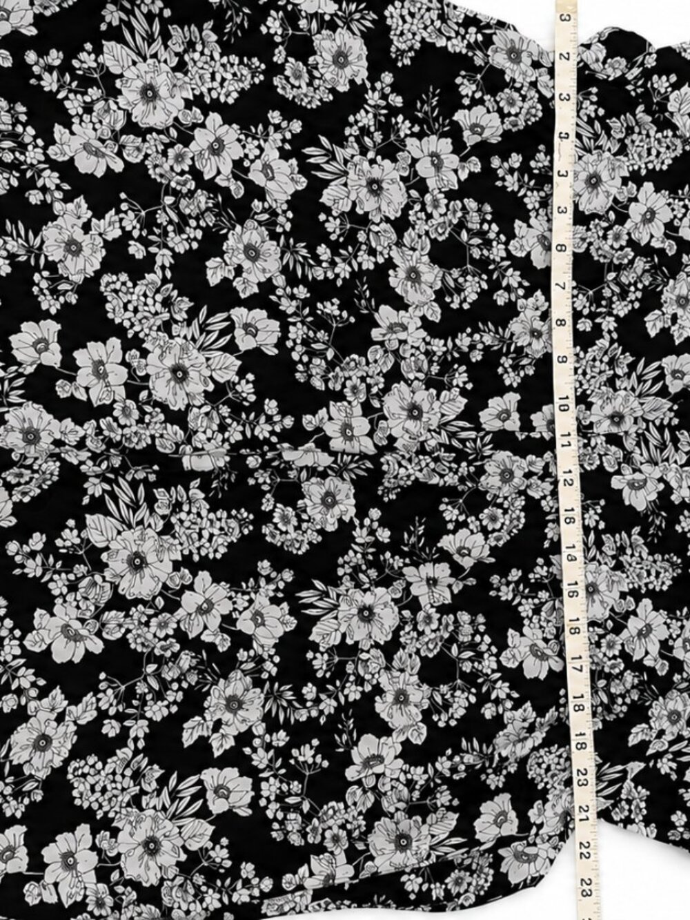 Torrid Harper Floral Georgette Blouse 4X Black White Short Sleeve Plus Size Top - Picture 4 of 6